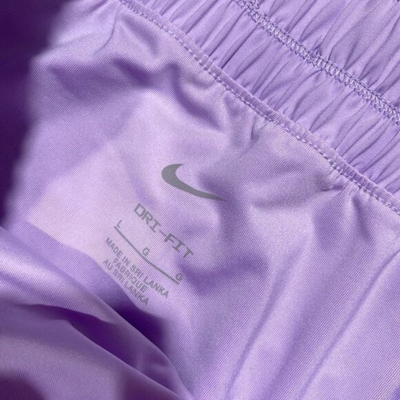 Nike Women's One Dri-FIT Ultra High-Waisted 3" Brief-Lined Shorts - Picture 10 of 11